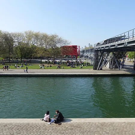 à Côté Du Canal De L'ourcq Apartamento
